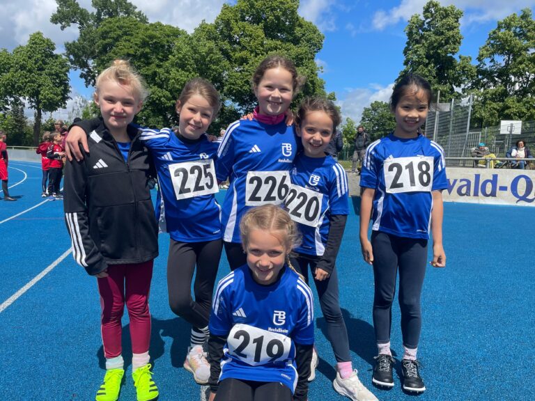 Kreißmeisterschaften Leichtathletik Mannheim. Gruppenfoto Mädchen U10.